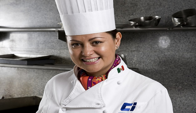 chef Isabella Dorantes