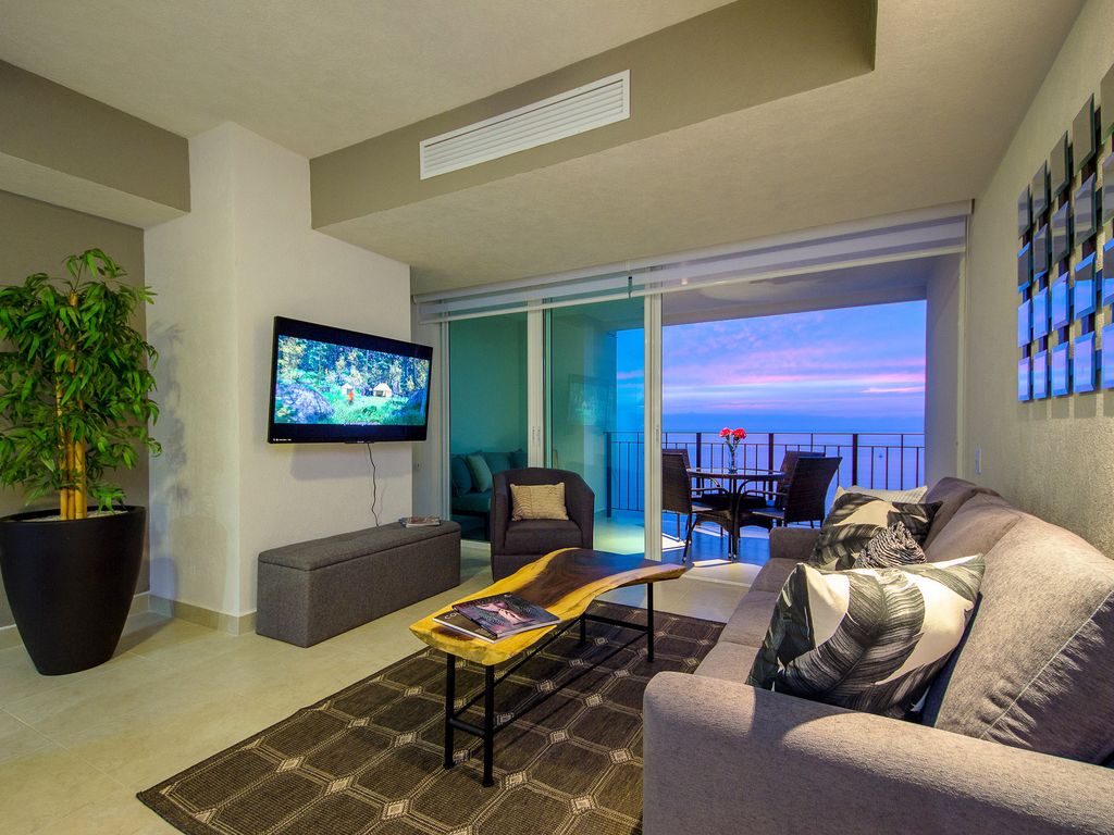 Grand Venetian Rental