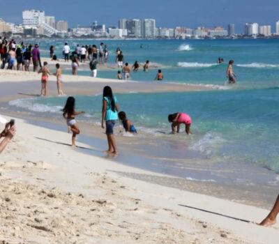 Mexico Receives 7.9% More International Tourists in March 2023