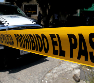 Two men rob woman of $47,000 pesos in Popular Puerto Vallarta Shopping Center