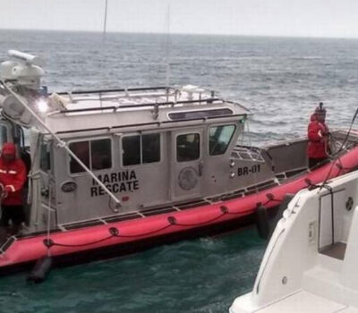 Bote varado rescatado por ENSAR: nueve regresaron sanos y salvos a Puerto Vallarta