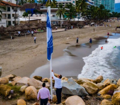 Two More Puerto Vallarta Beaches Are Awarded Blue Flags
