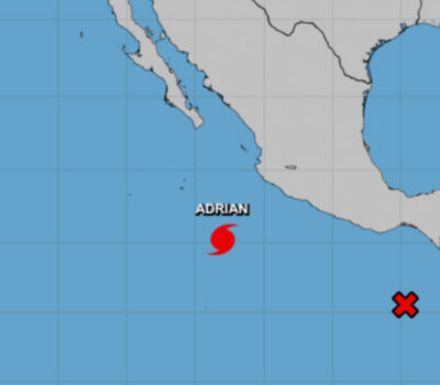 L'uragano Adrian dovrebbe portare forti piogge e onde a Puerto Vallarta