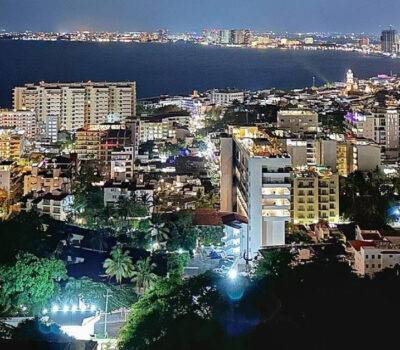 A Strong Peso-Dollar Exchange Rate Could Shift Mexican Real Estate Pricing Trend