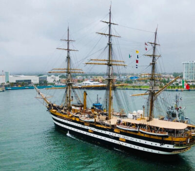 Italian Navy Ship Amérigo Vespucci Drawing Enthusiastic Crowds in Puerto Vallarta 448532323_853034146854819_593231833557550753_n