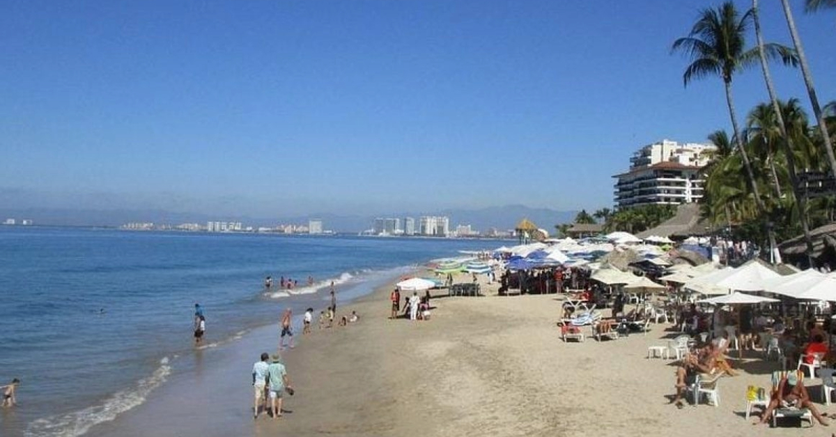 Puerto Vallarta’s Camarones Beach Aims For Prestigious Blue Flag Certification