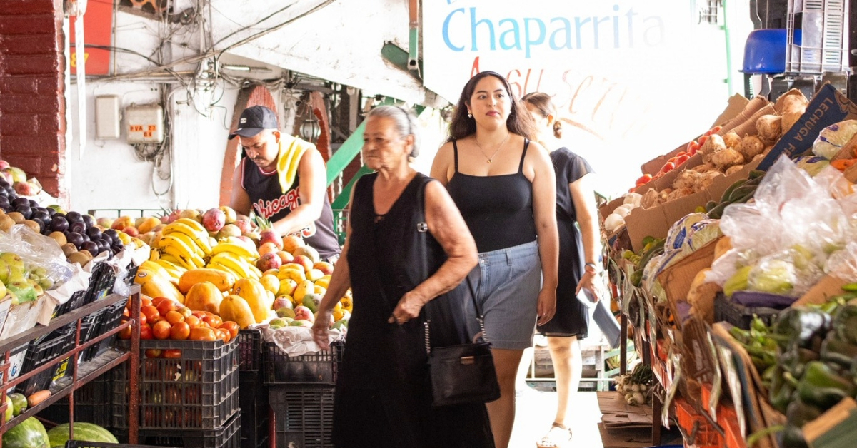 5 de Diciembre Market shines after cleanup effort led by Mayor Luis Munguía