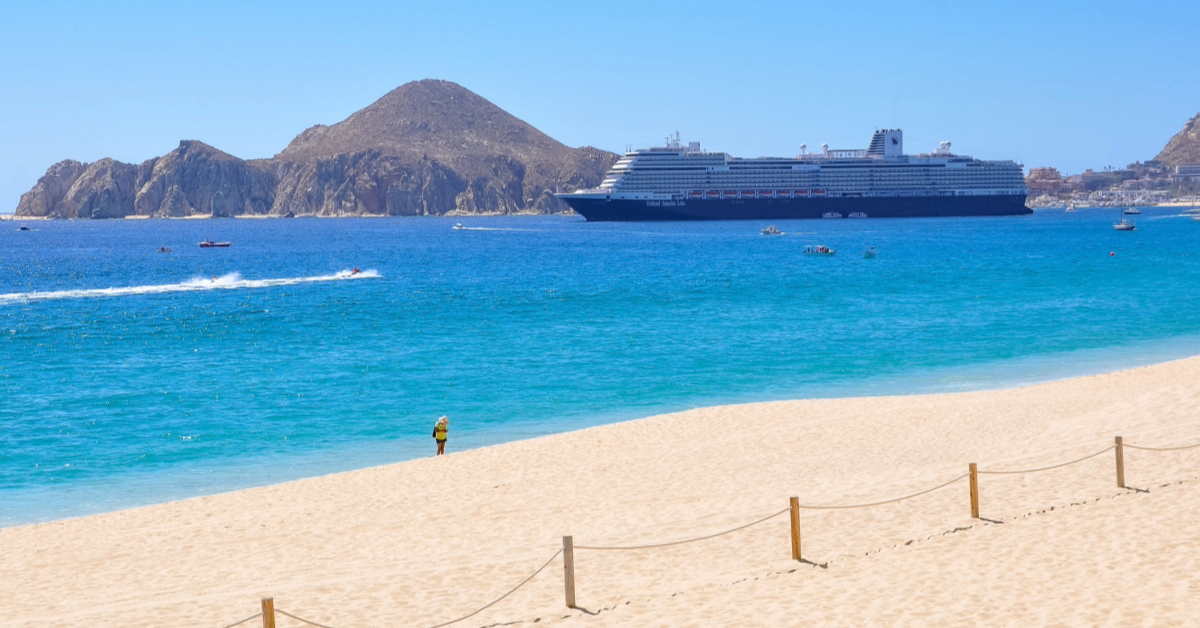 Baja California Sur approves beach protection reform