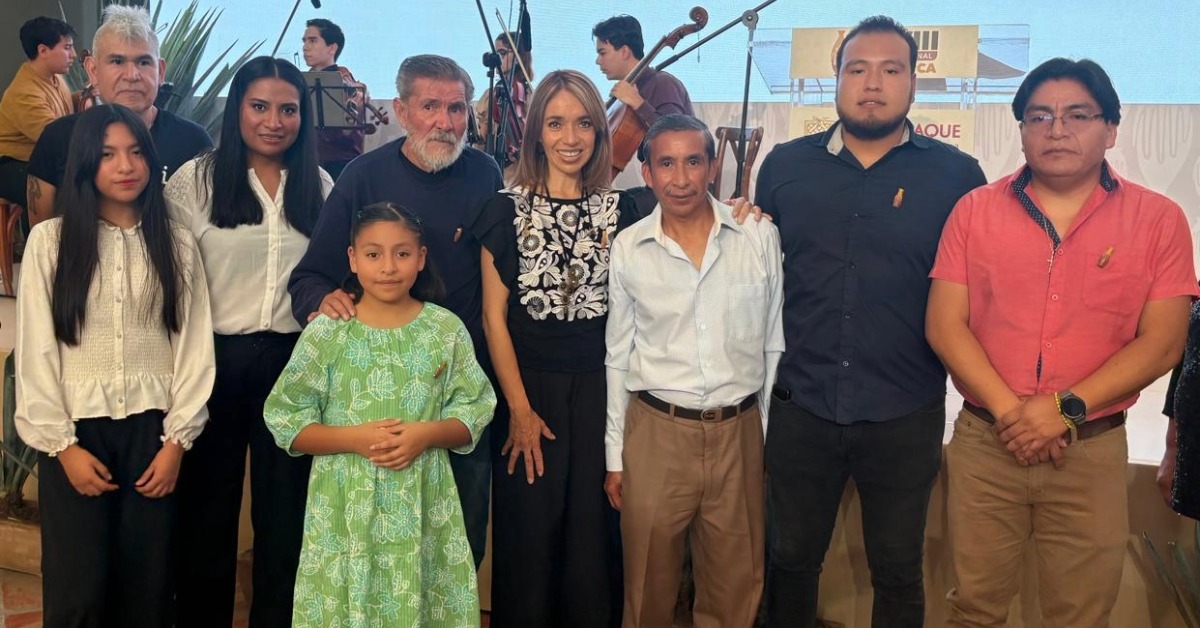Metepec Artisans Win National Ceramics Awards in Tlaquepaque