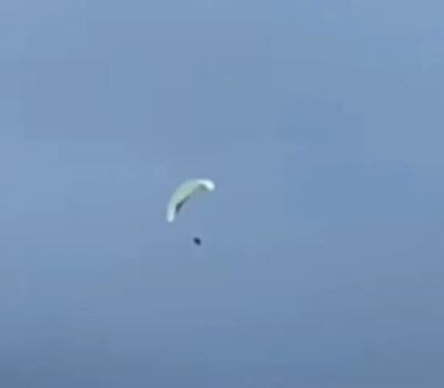 Tourist Flys Out of Control After Parasailing Cable Breaks in Puerto Vallarta