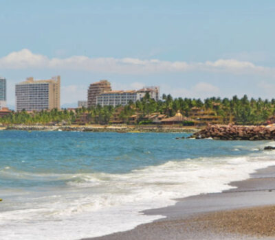 Cofepris warns of unsafe bacteria levels at Playa del Cuale, Camarones, and Mismaloya amid Puerto Vallarta beach contamination