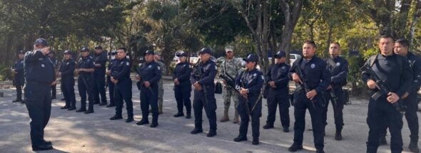 Cancún first home trained police class