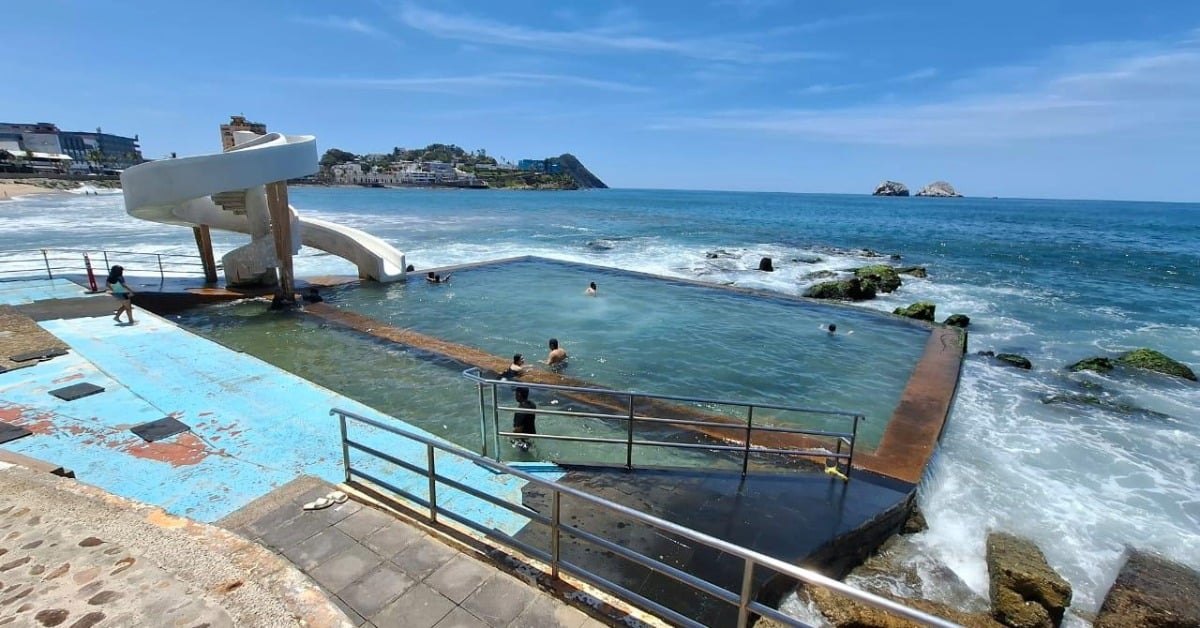 Carpa Olivera pool reopens after weeklong closure