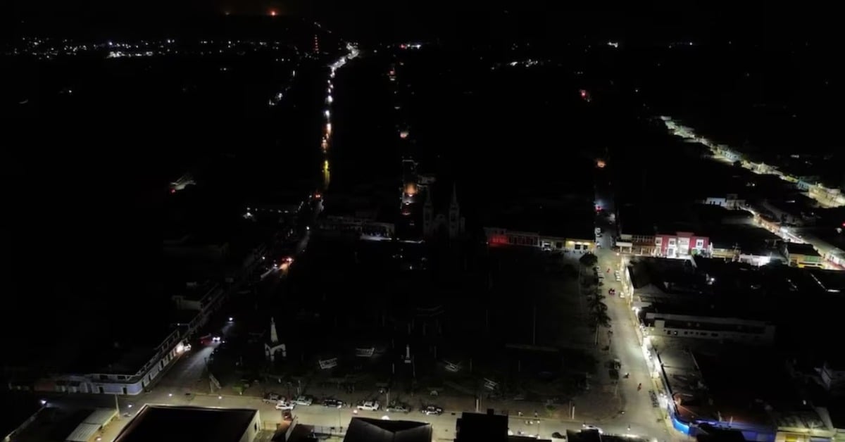 Laguna Grande power outages