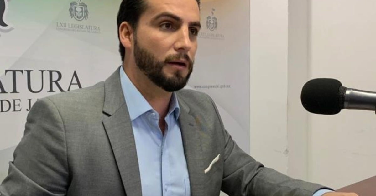 Mayor admits shortcomings in Puerto Vallarta services
