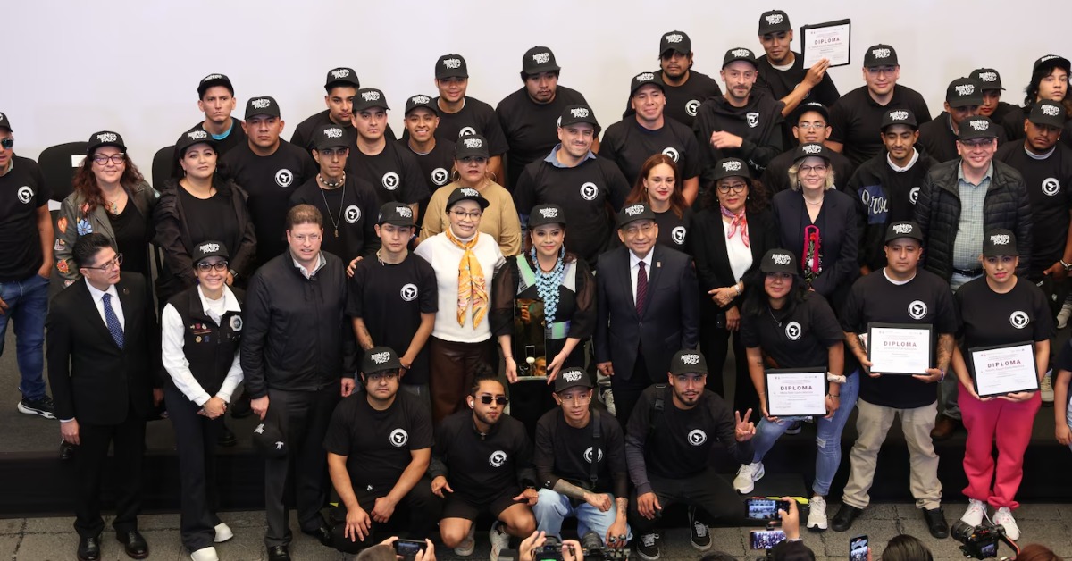 Mexico City Program Helps 93 Young People Leave Crime Behind