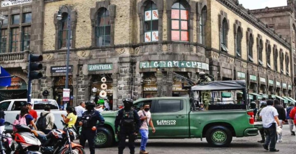 Puebla street vendors clash