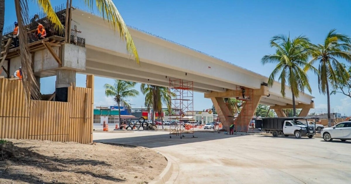 Puerto Vallarta highway interchange