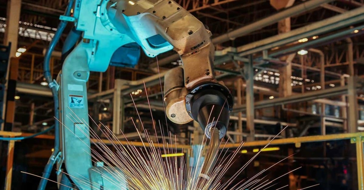 Ramos Arizpe auto suppliers output dip