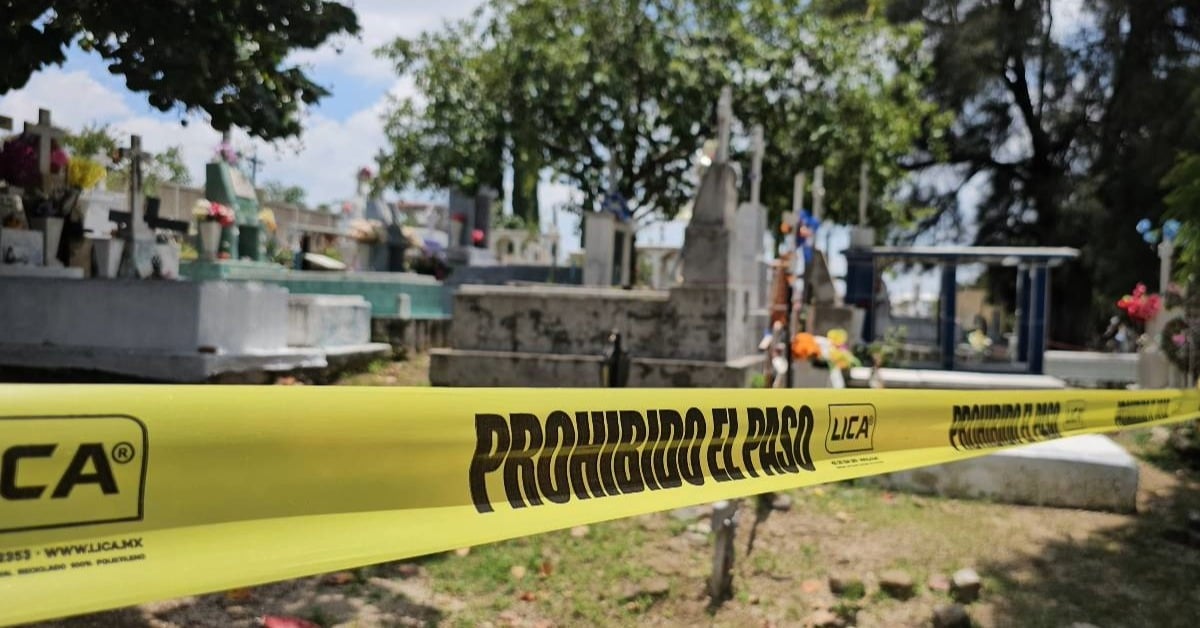 Tlaquepaque cemetery graves discovery