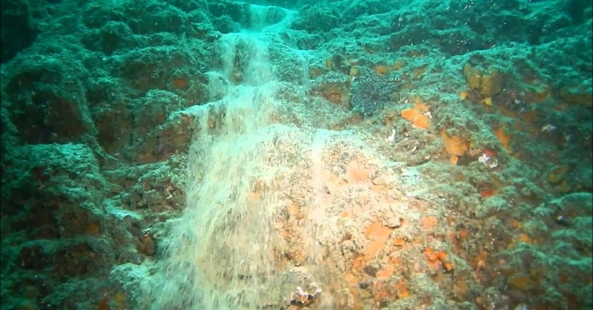 Underwater sand waterfalls Cabo San Lucas