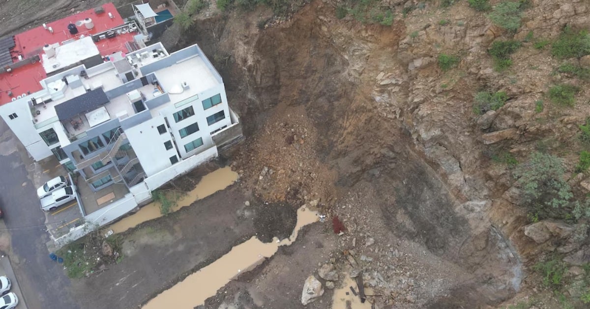 Lienzo Charro landslide