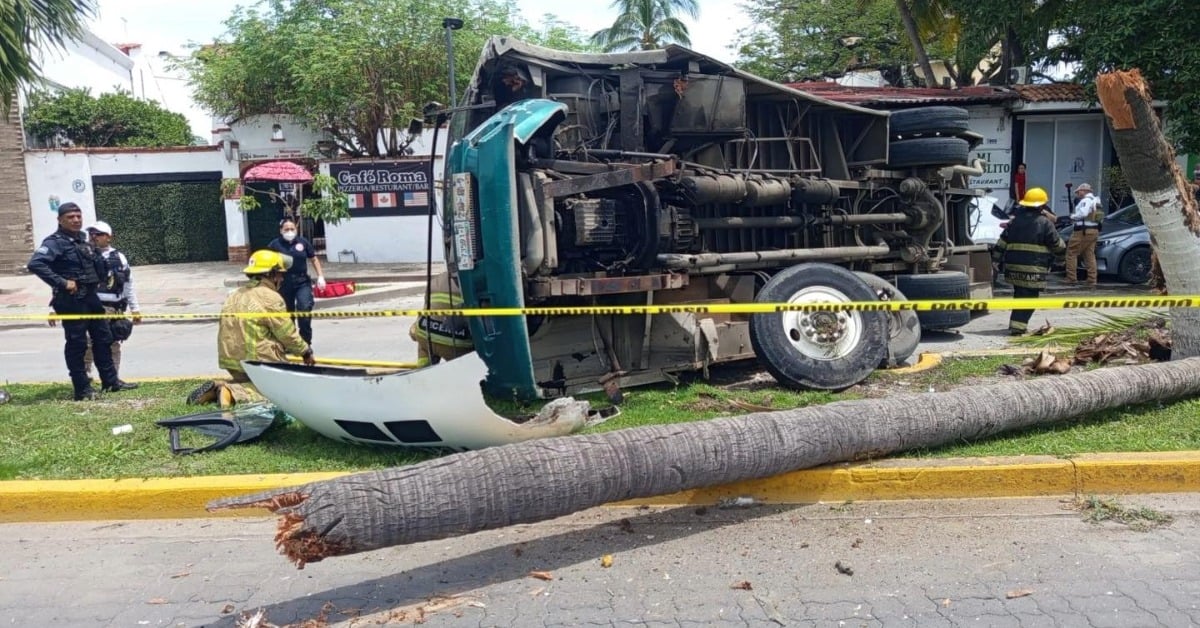 Puerto Vallarta bus crash