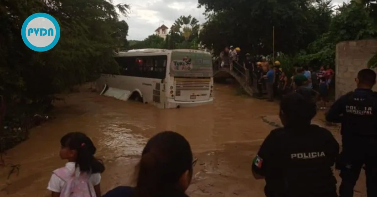 Puerto Vallarta flooding strands bus as crews evacuate