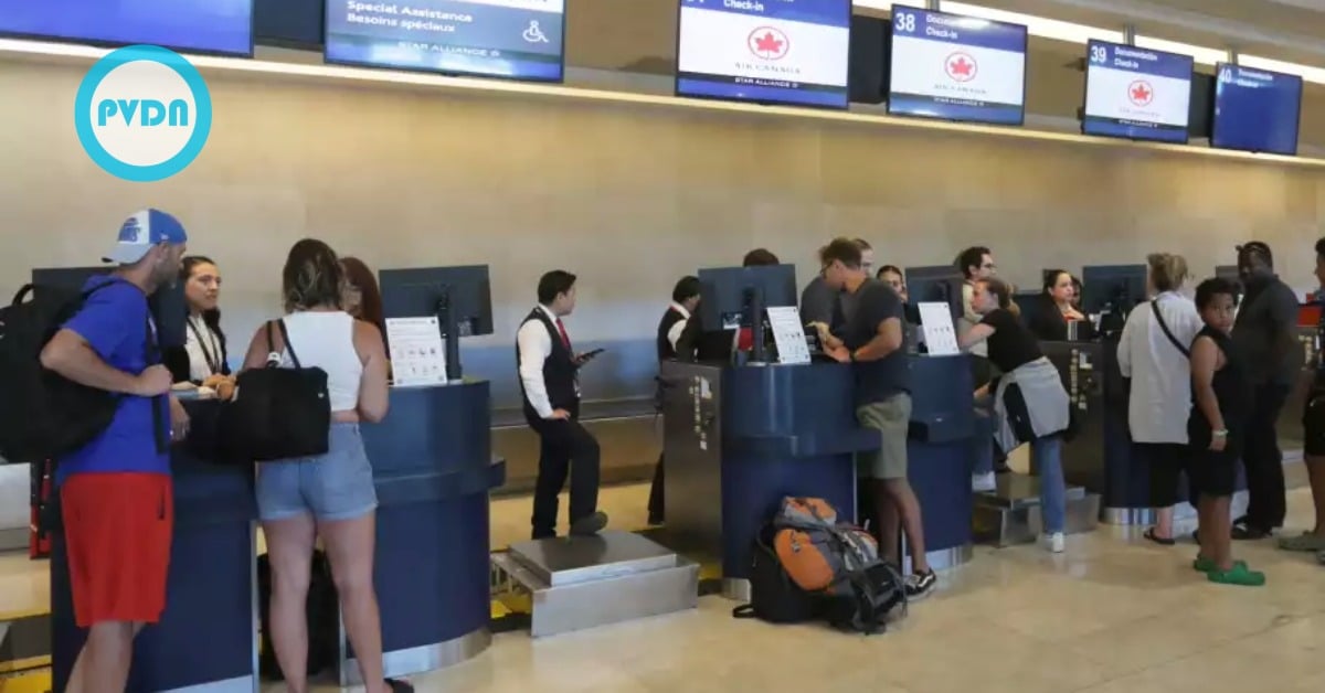 Cancún airport traffic