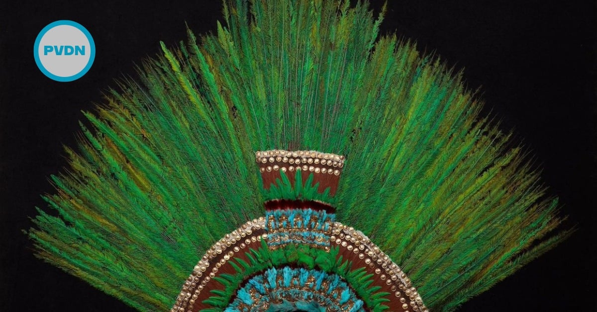 Moctezuma headdress lawsuit
