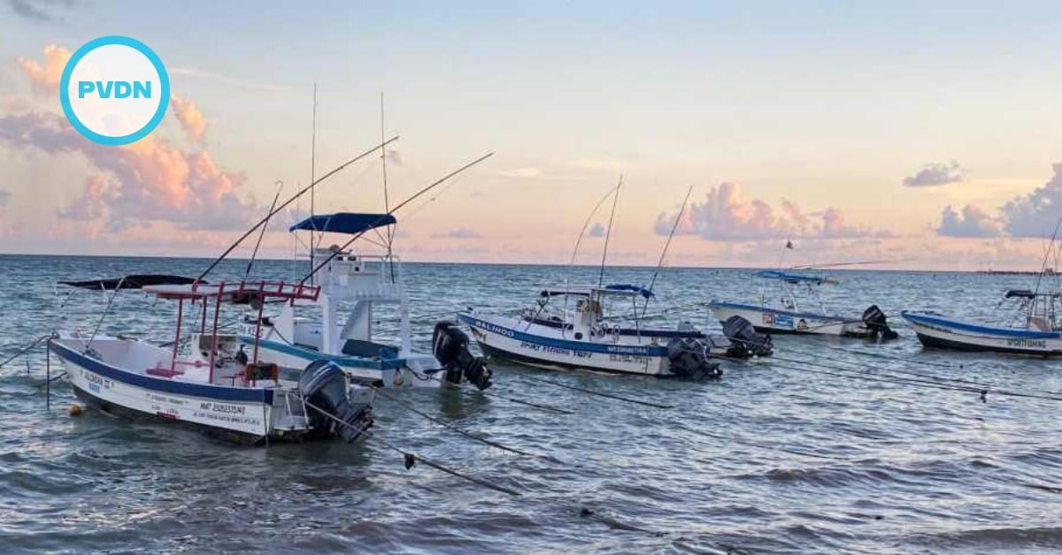 Playa del Carmen boats