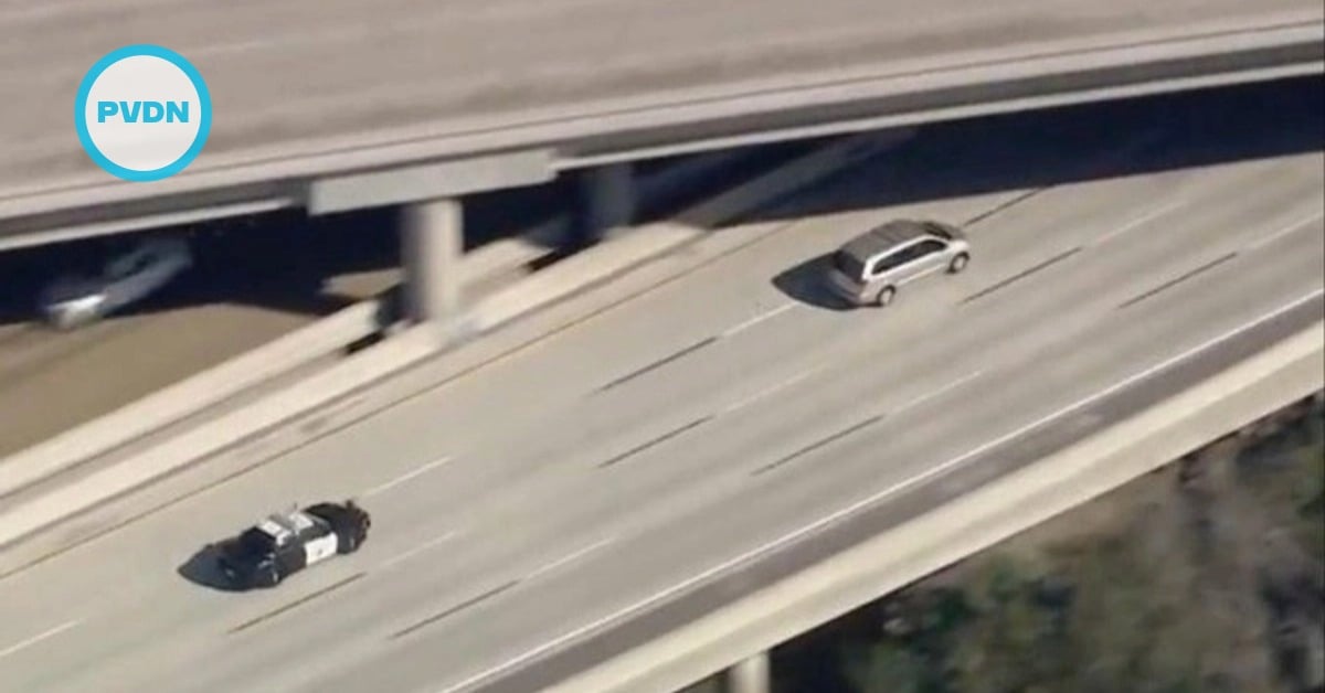 Stolen minivan chase outruns California police and crosses into Mexico