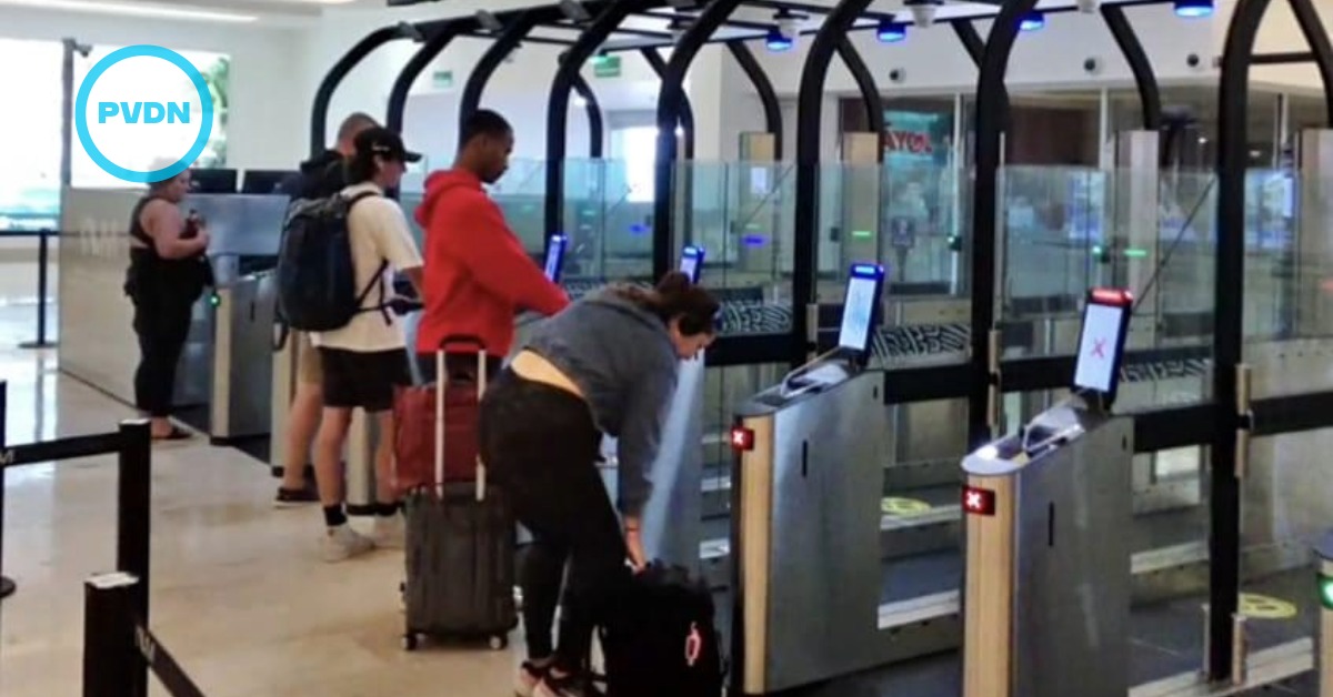 Cancún airport processing