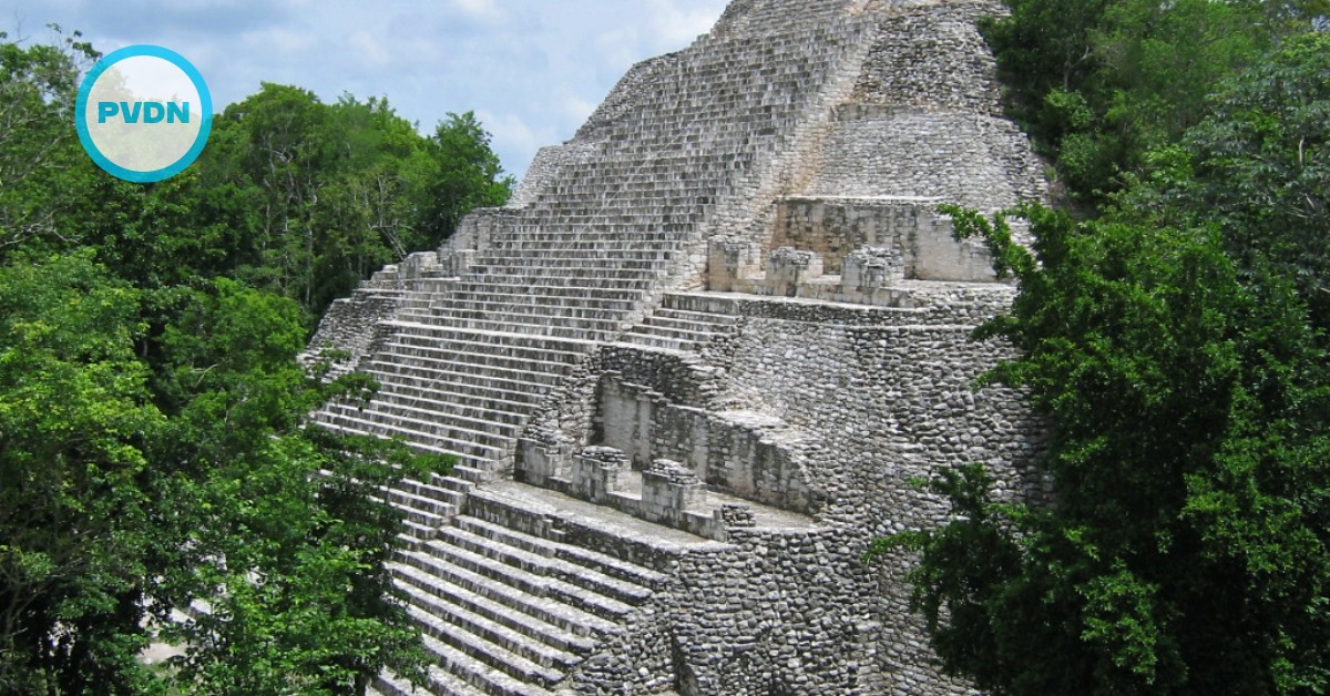 Nohoch Mul pyramid