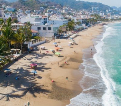 Vallarta weighs beach access plan to keep shores public