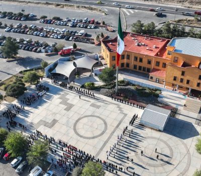 San Miguel de Allende marks Mexico’s Flag Day with a civic ceremony