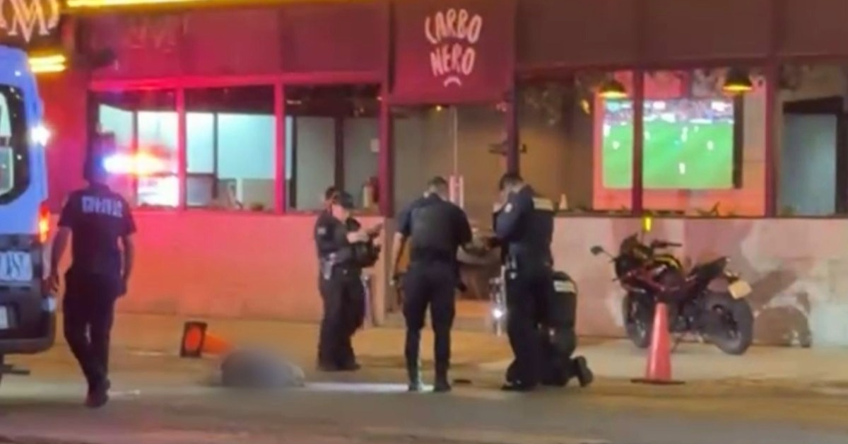 Cancún bar shooting leaves three dead and one injured