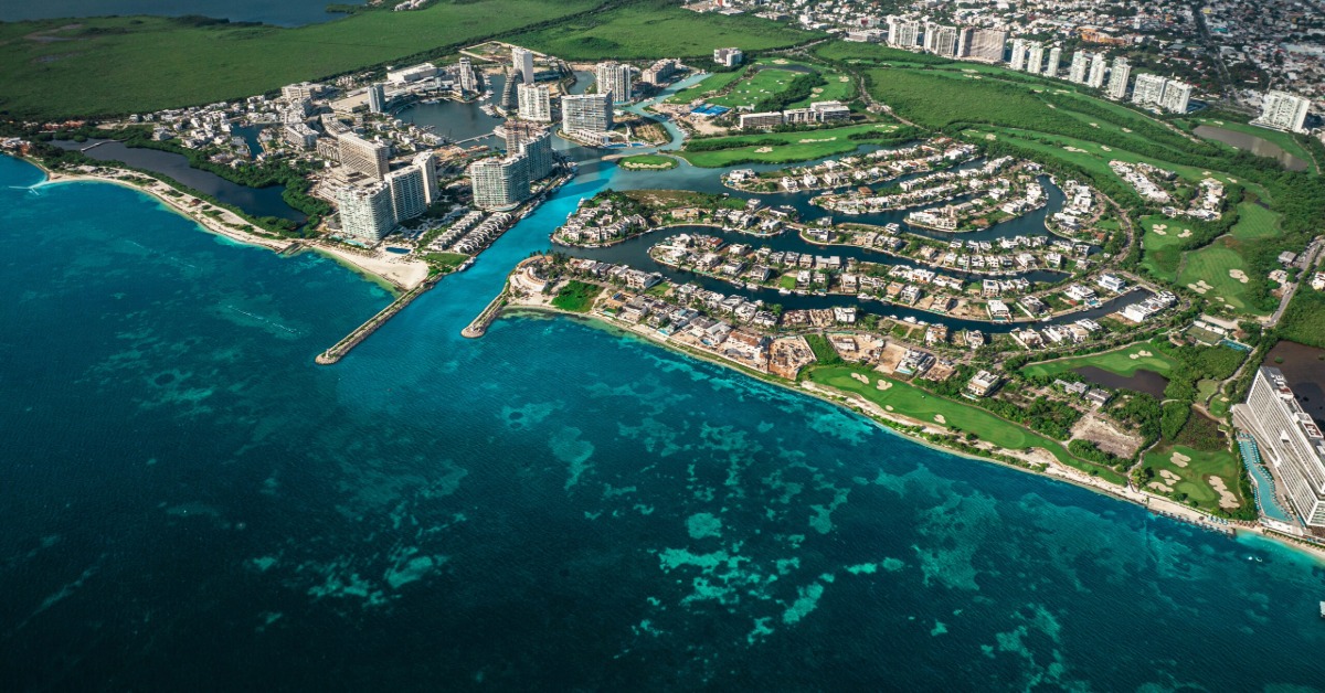 SEMARNAT okays Puerto Cancún beach restoration plan