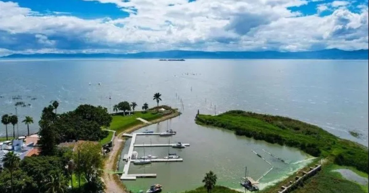 Lake Chapala Holds Strong as Jalisco Heat Season Starts