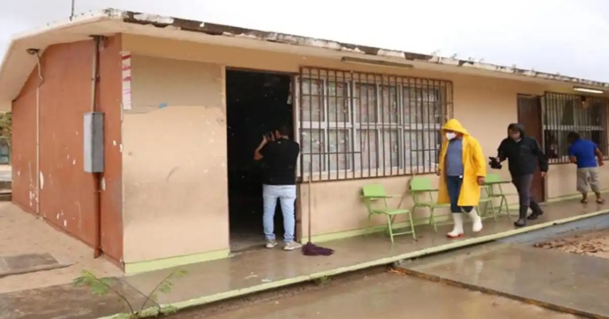 Los Cabos Inspects 44 Shelters Before Storm Season