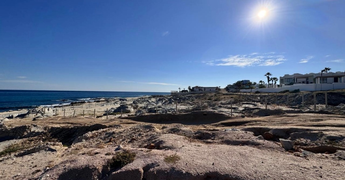 Los Cabos Still Struggles to Secure Public Beach Access