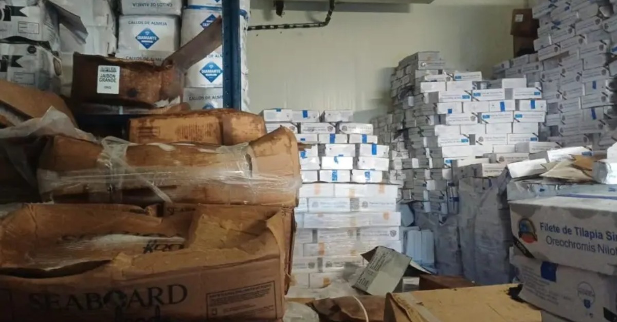 Navy holds 22 tons of illegal seafood in Vallarta warehouse