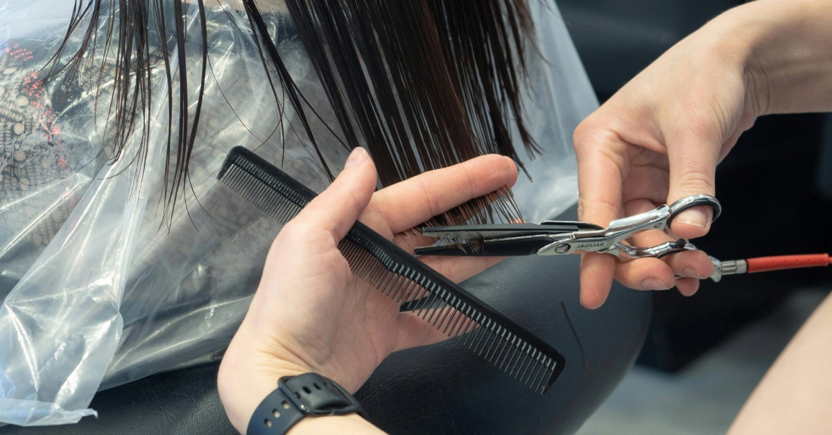 Playa del Carmen hair drive turns cuttings into cleanup