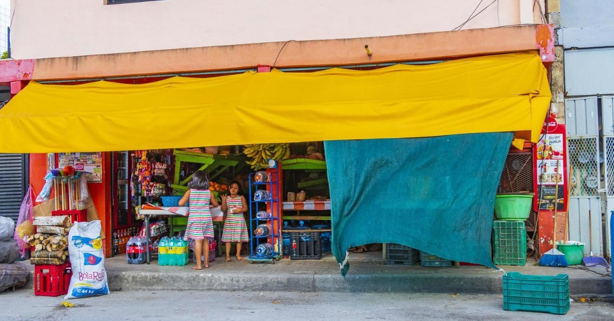 Playa del Carmen merchants allege inspector extortion