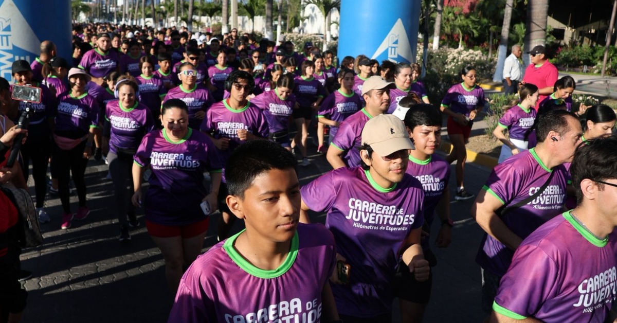 Puerto Vallarta Youth Race Draws Over 1,000 Runners