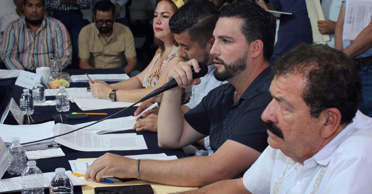 Puerto Vallarta moves to help market vendors after fires