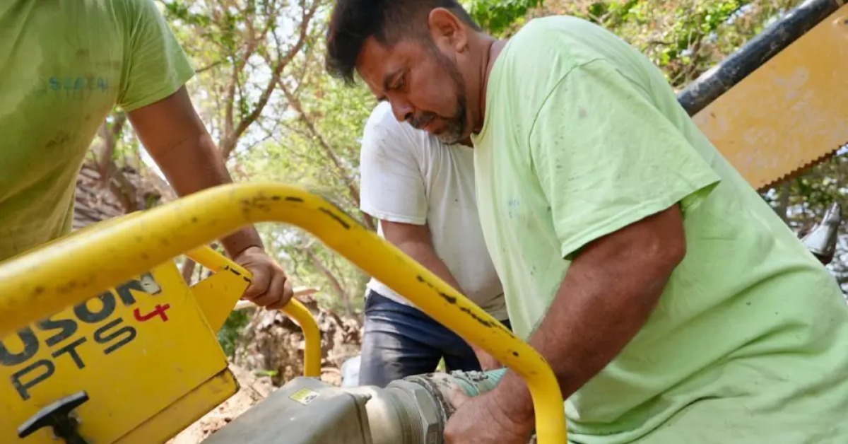 Puerto Vallarta races to restore water after line collapse
