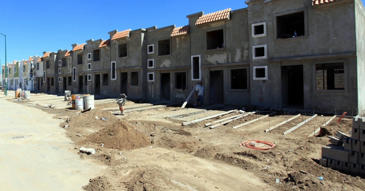 Why Housing Construction Keeps Stalling Across Mexico