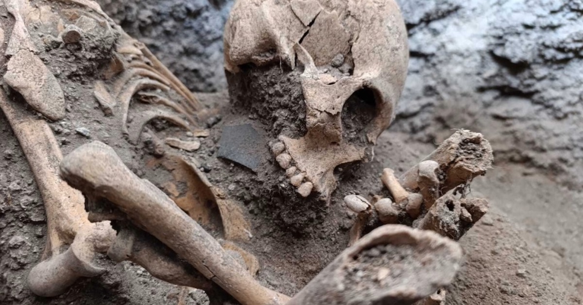 Ancient Tombs Change Mexico–Querétaro Train Plans