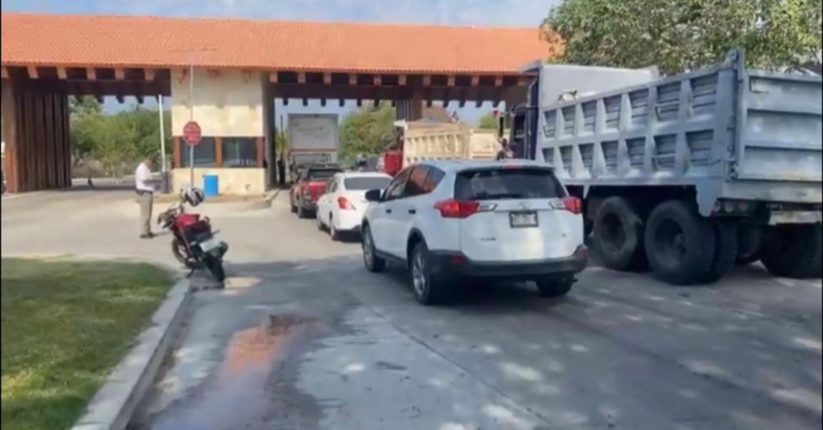 Bahía de Banderas Beach Access Restrictions Continue